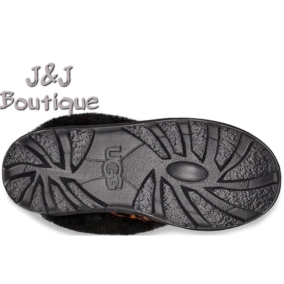 UGG Coquette - Picture 3 of 9